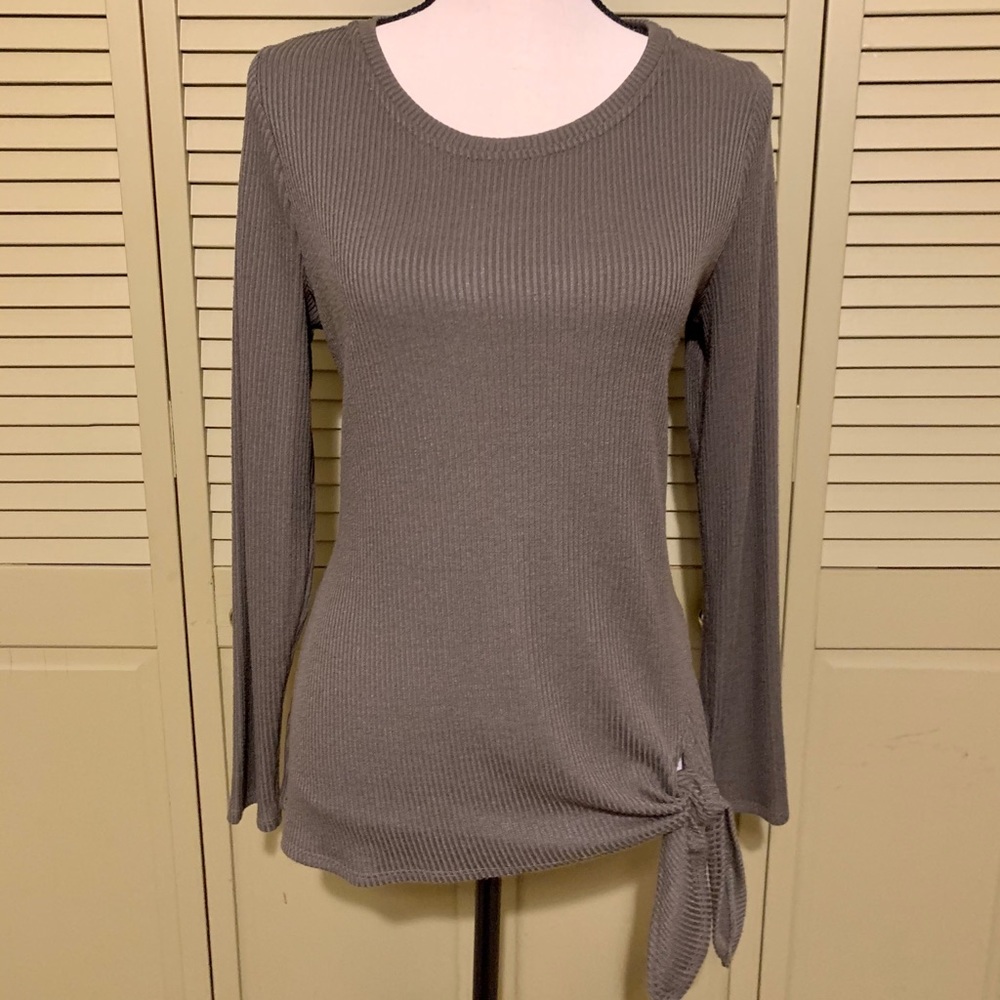 Soft side knot top - “Grape Leaf”